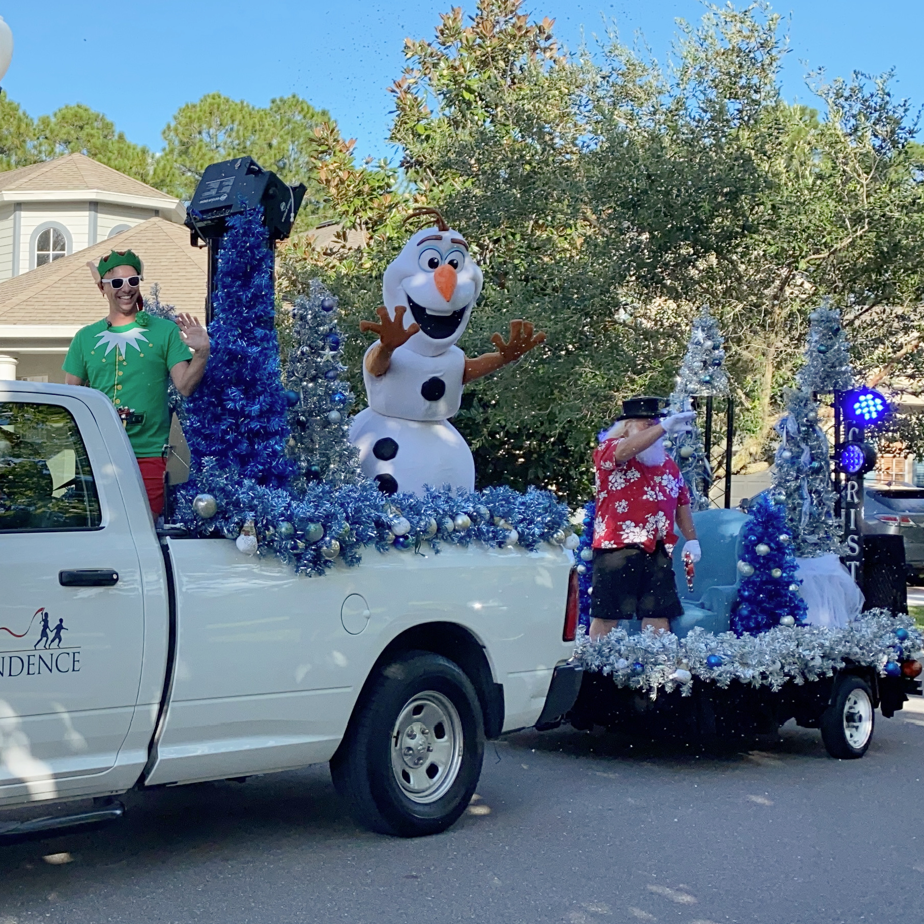 xmas July parade - cropped